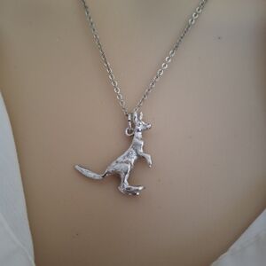 Elegant Silver Kangaroo Pendant Necklace